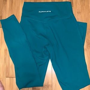 Alphalete leggings
